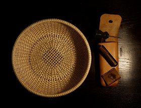 Feinflechtkorb aus dünn gehobelten Weidenschienen